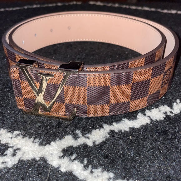 LV Belt - Picture 1 of 5